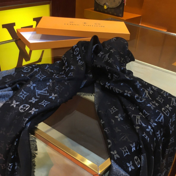 Louis Vuitton Square  - DopestKickz