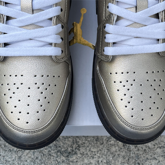 Jordan Air Jordan 1 Low Sneaker      HQ3529-099 - DopestKickz