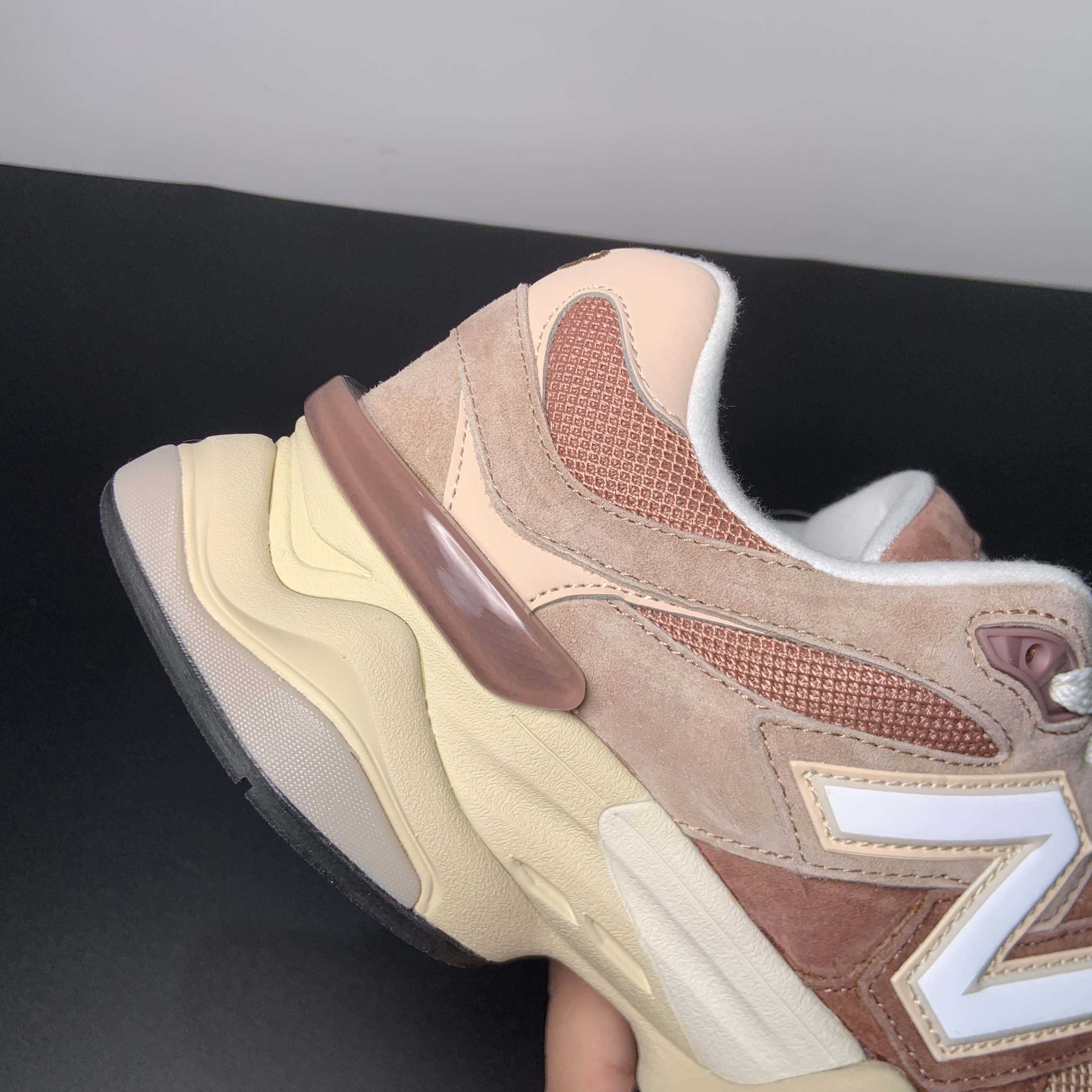 New Balance U9060EEH Sneakers      U9060EEH - DopestKickz