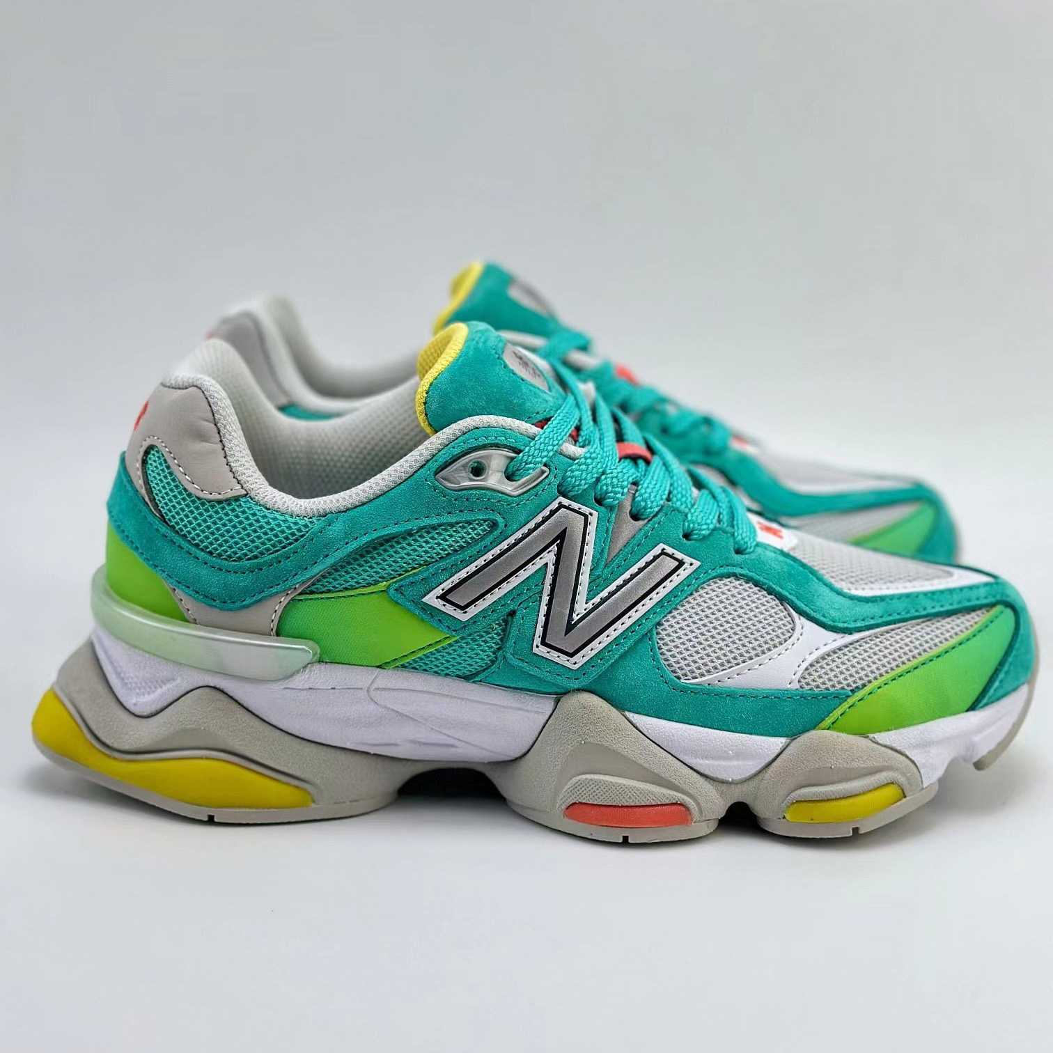 Joe Freshgoods x New Balance Sneakers      U9060DBTXQ - DopestKickz