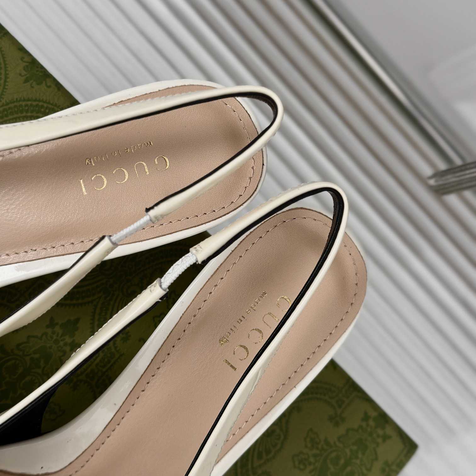 Gucci Women's Slingback With Marina Chain  - DopestKickz