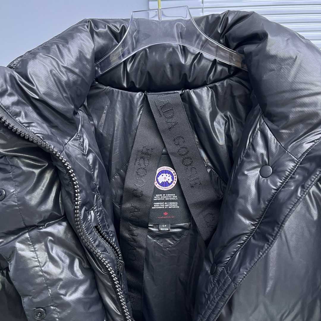 Canada Goose Cypress Cropped Puffer - DopestKickz