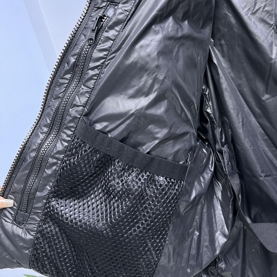 Canada Goose Cypress Cropped Puffer - DopestKickz