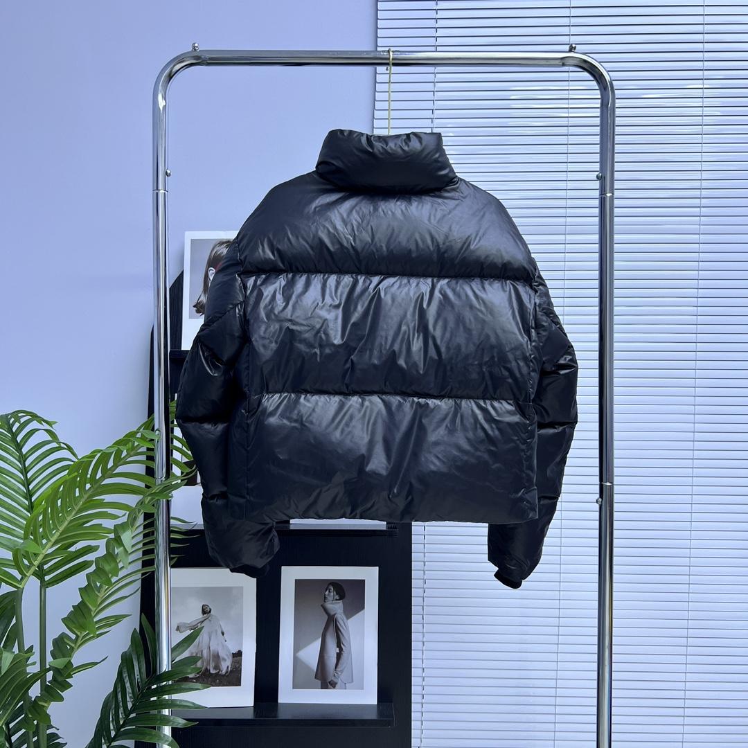 Canada Goose Cypress Cropped Puffer - DopestKickz