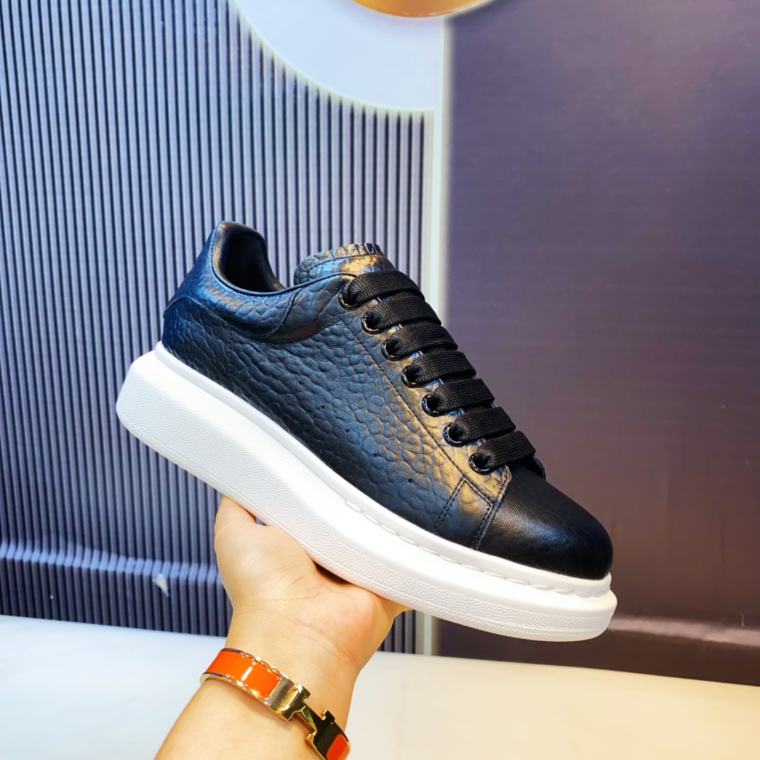 Alexander Mcqueen Oversized sneakers - DopestKickz