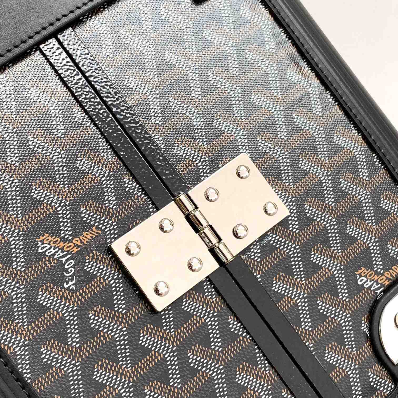Goyard Bourget PM Trolley Case - DopestKickz