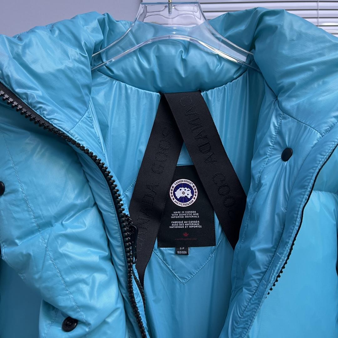Canada Goose Cypress Cropped Puffer - DopestKickz