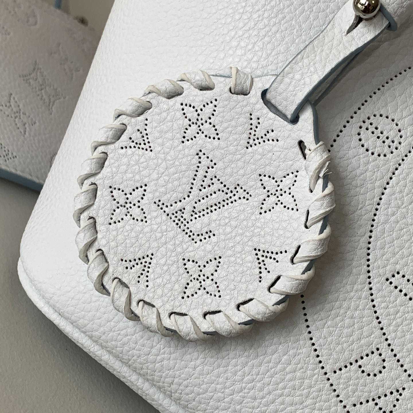 Louis Vuitton Blossom PM   M11734 - DopestKickz