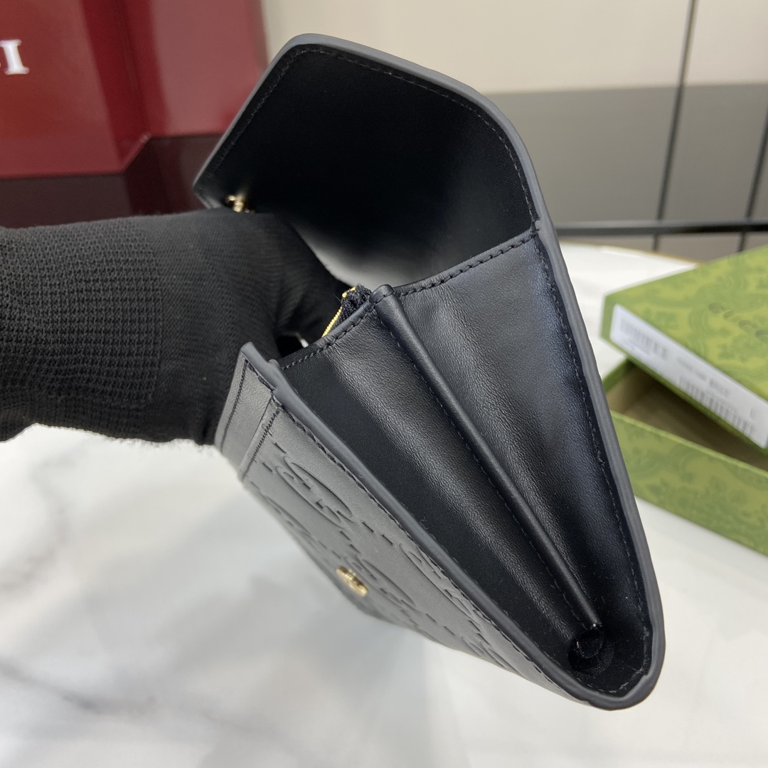 Gucci GG Continental Wallet - DopestKickz