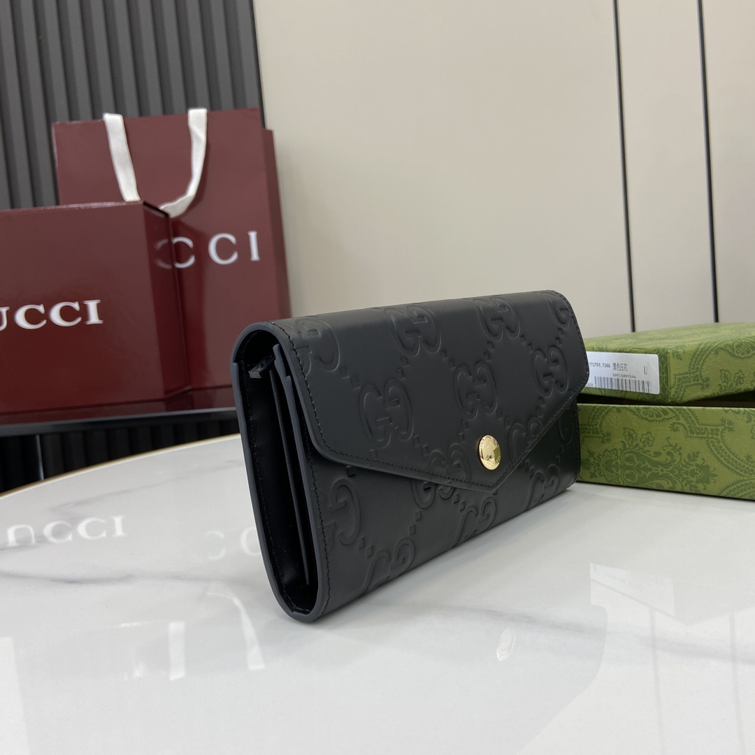 Gucci GG Continental Wallet - DopestKickz