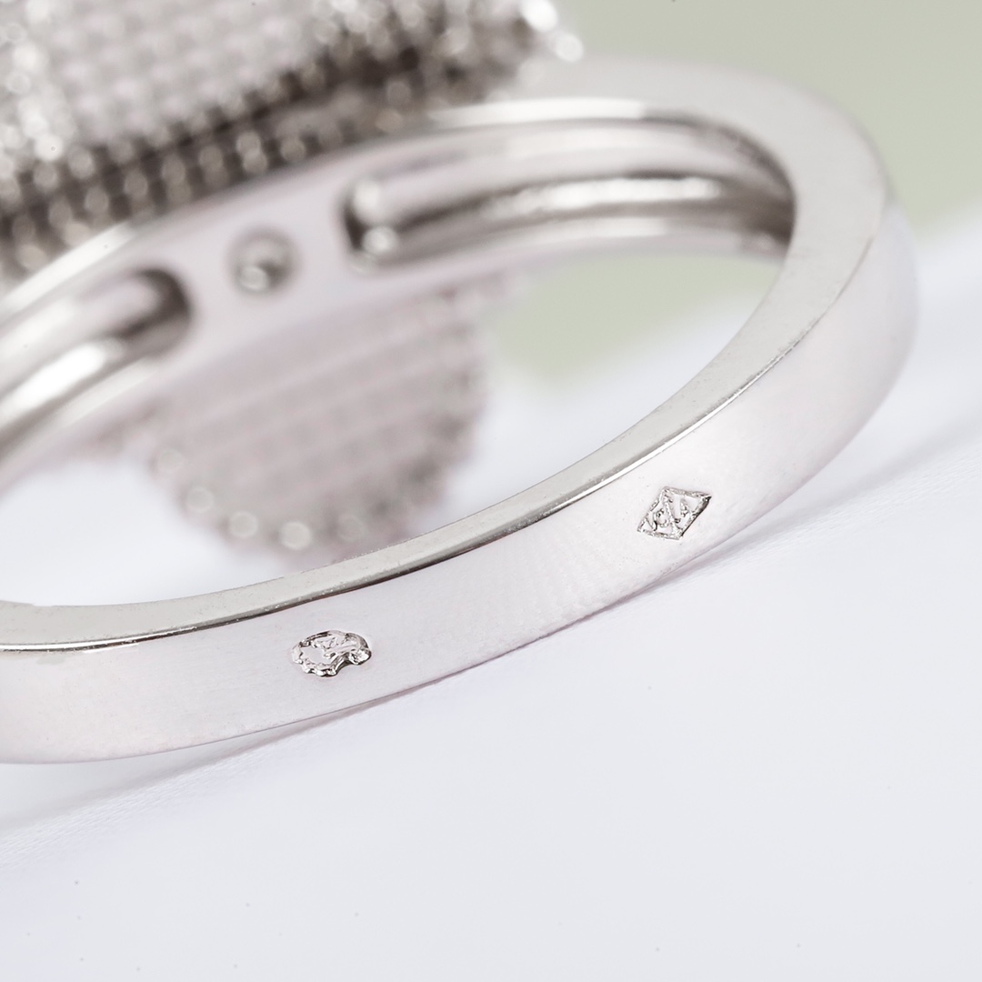 Van Cleef & Arpels Rings - DopestKickz