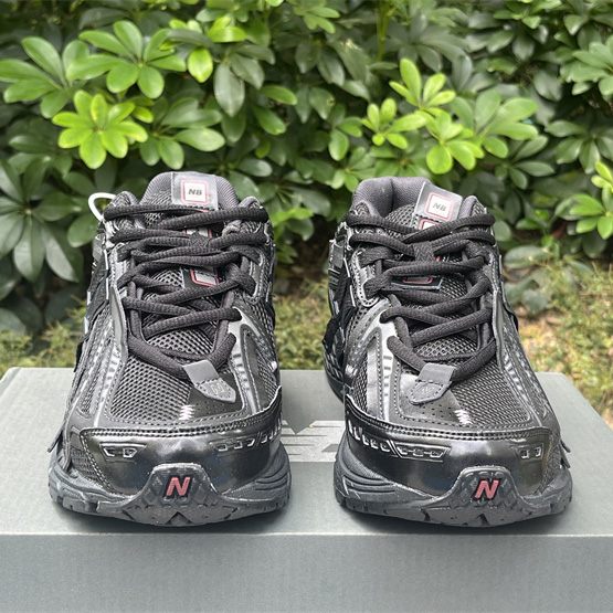 New Balance 1906R Sneakers      M1906AF  - DopestKickz