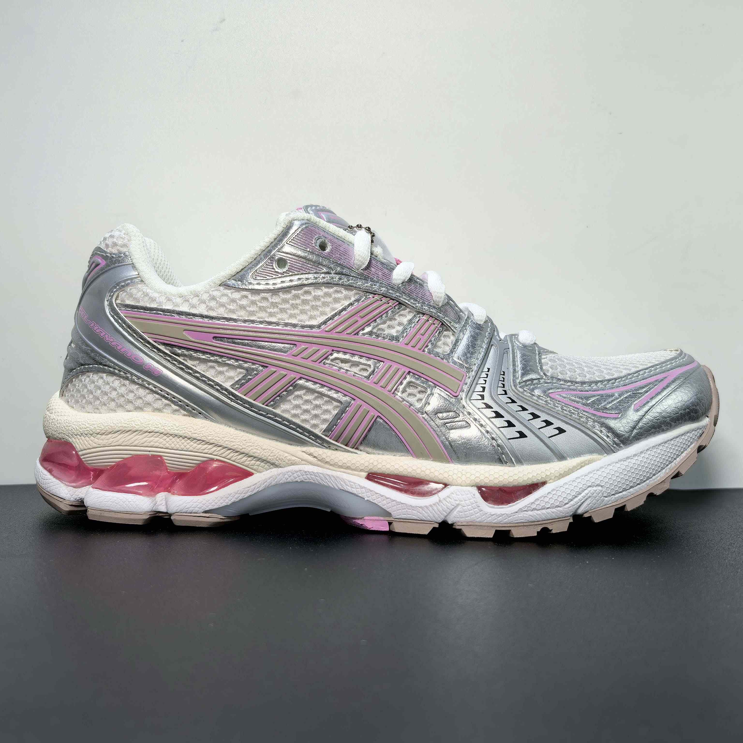 Asics Gel-Kayano 14 Sneakers     1201A667-100 - DopestKickz