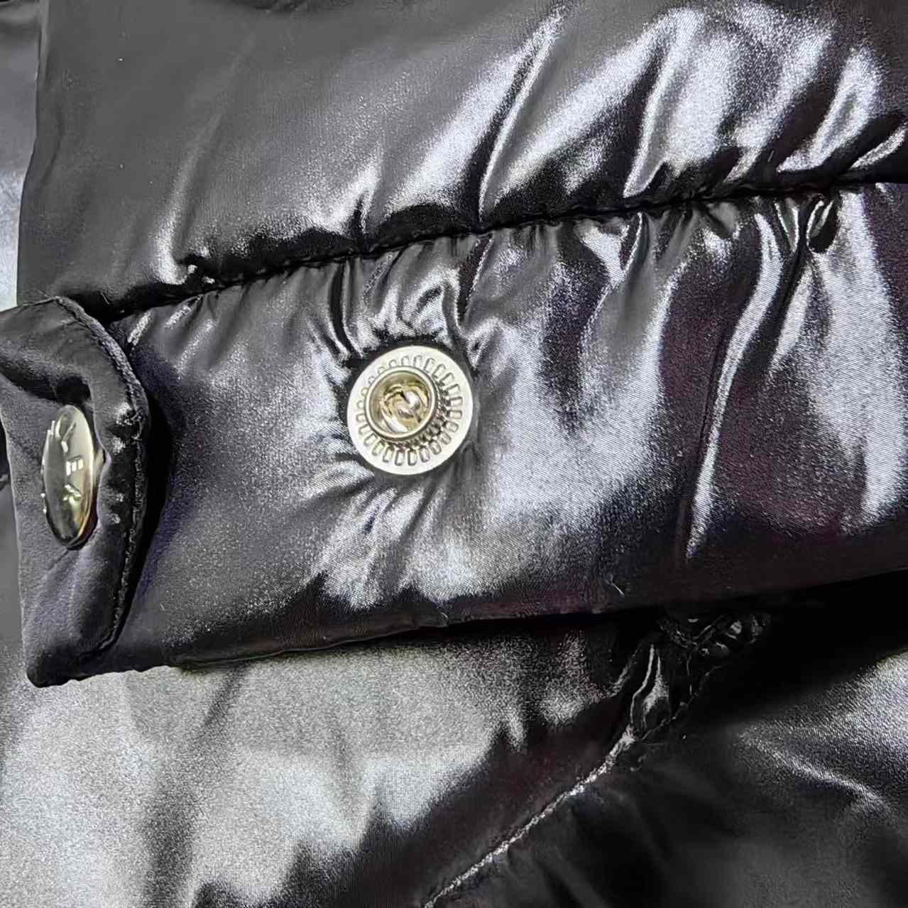Moncler Short Down Jacket - DopestKickz