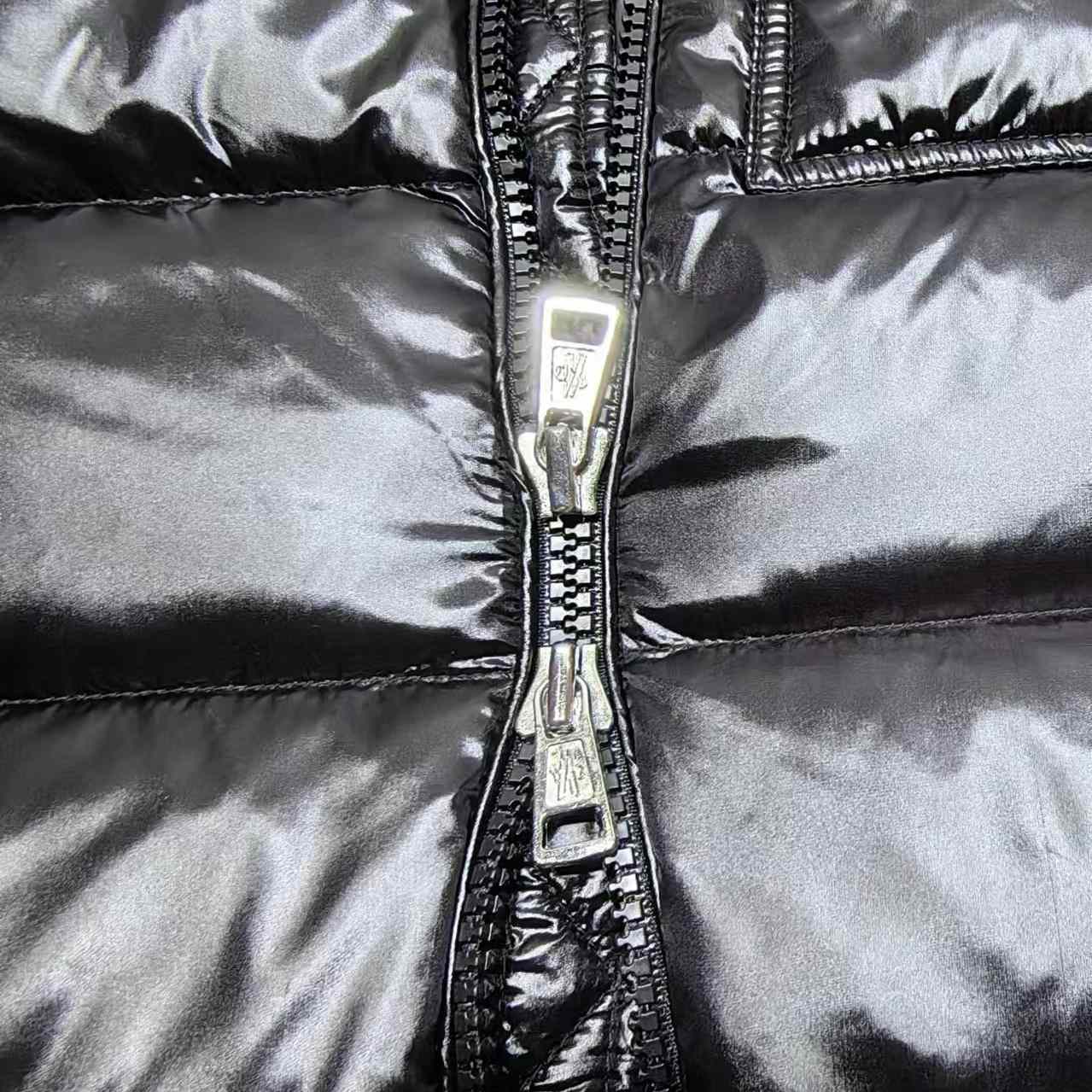 Moncler Short Down Jacket - DopestKickz