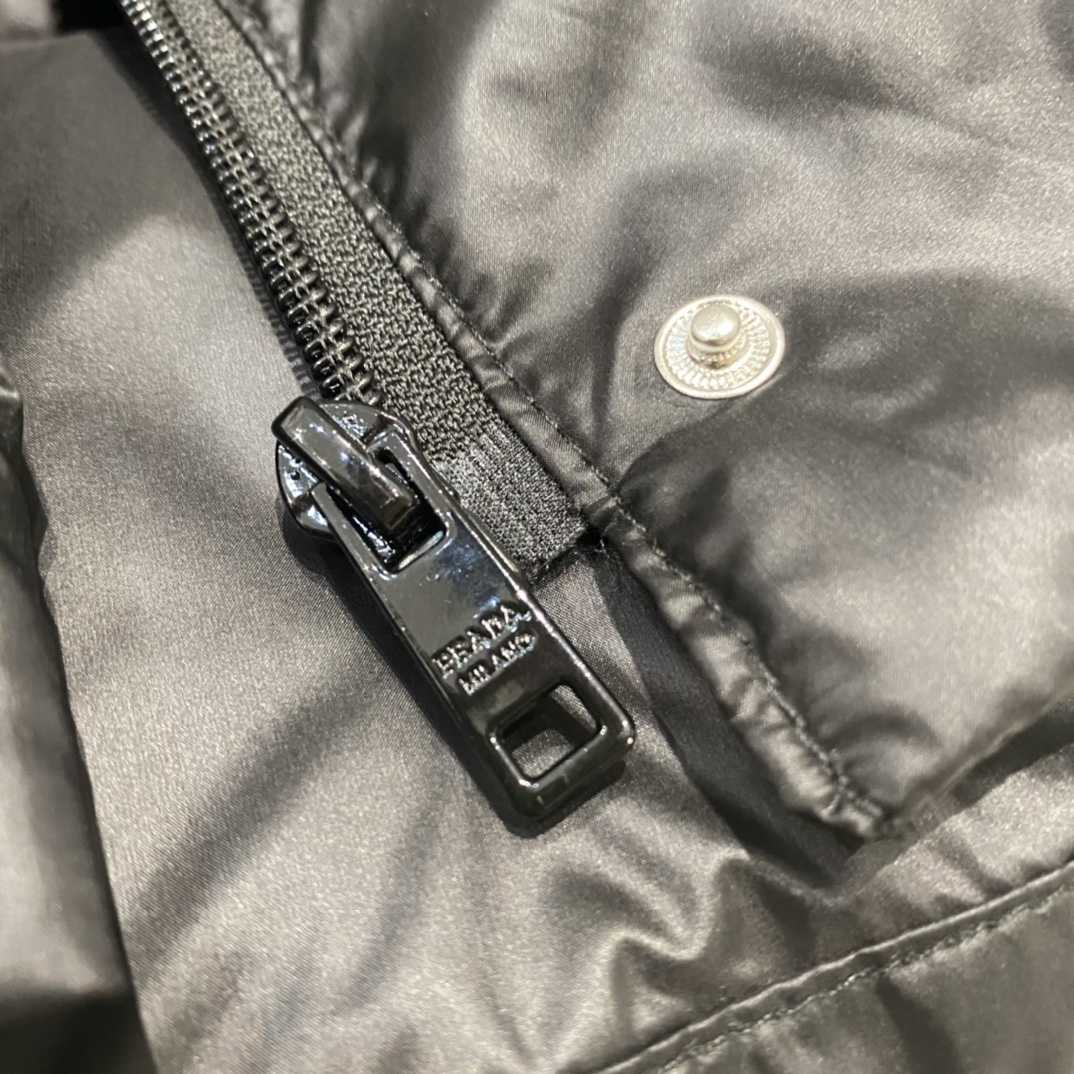 Prada Re-Nylon Convertible Cropped Down Jacket - DopestKickz