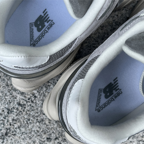 New Balance NB 9060 Sneakers      U9060EEE  - DopestKickz