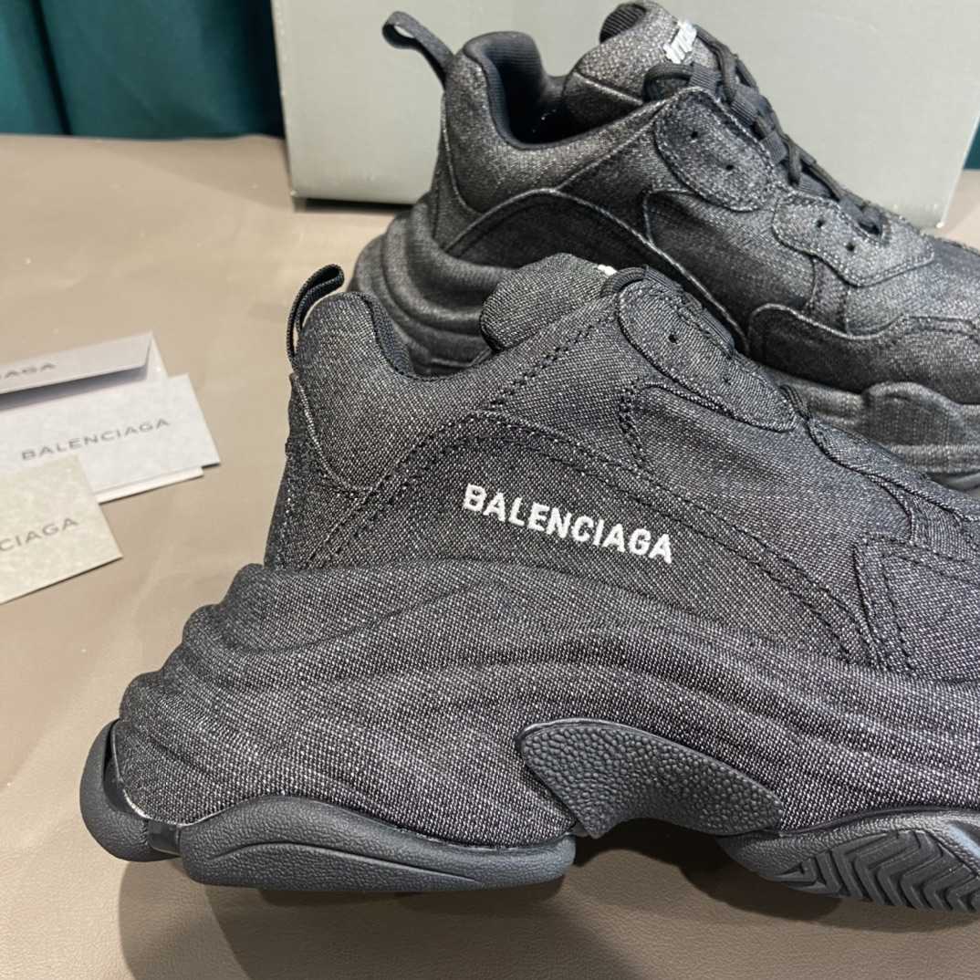 Balenciaga Triple S Sneaker  - DopestKickz