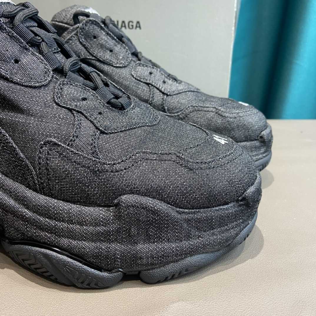 Balenciaga Triple S Sneaker  - DopestKickz