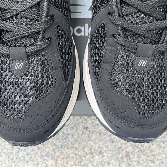 New Balance 1906R Sneakers      M1906RFB  - DopestKickz