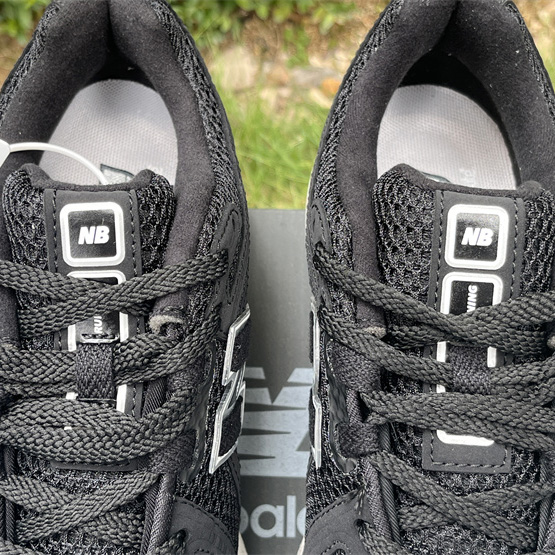 New Balance 1906R Sneakers      M1906RFB  - DopestKickz