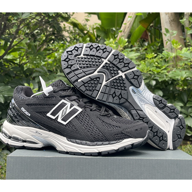 New Balance 1906R Sneakers      M1906RFB  - DopestKickz