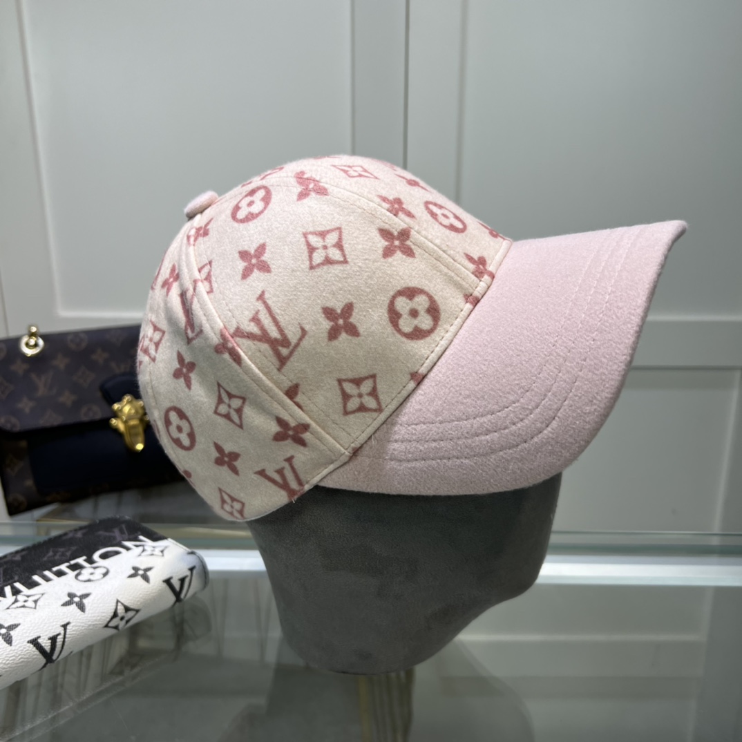 Louis Vuitton Cap - DopestKickz