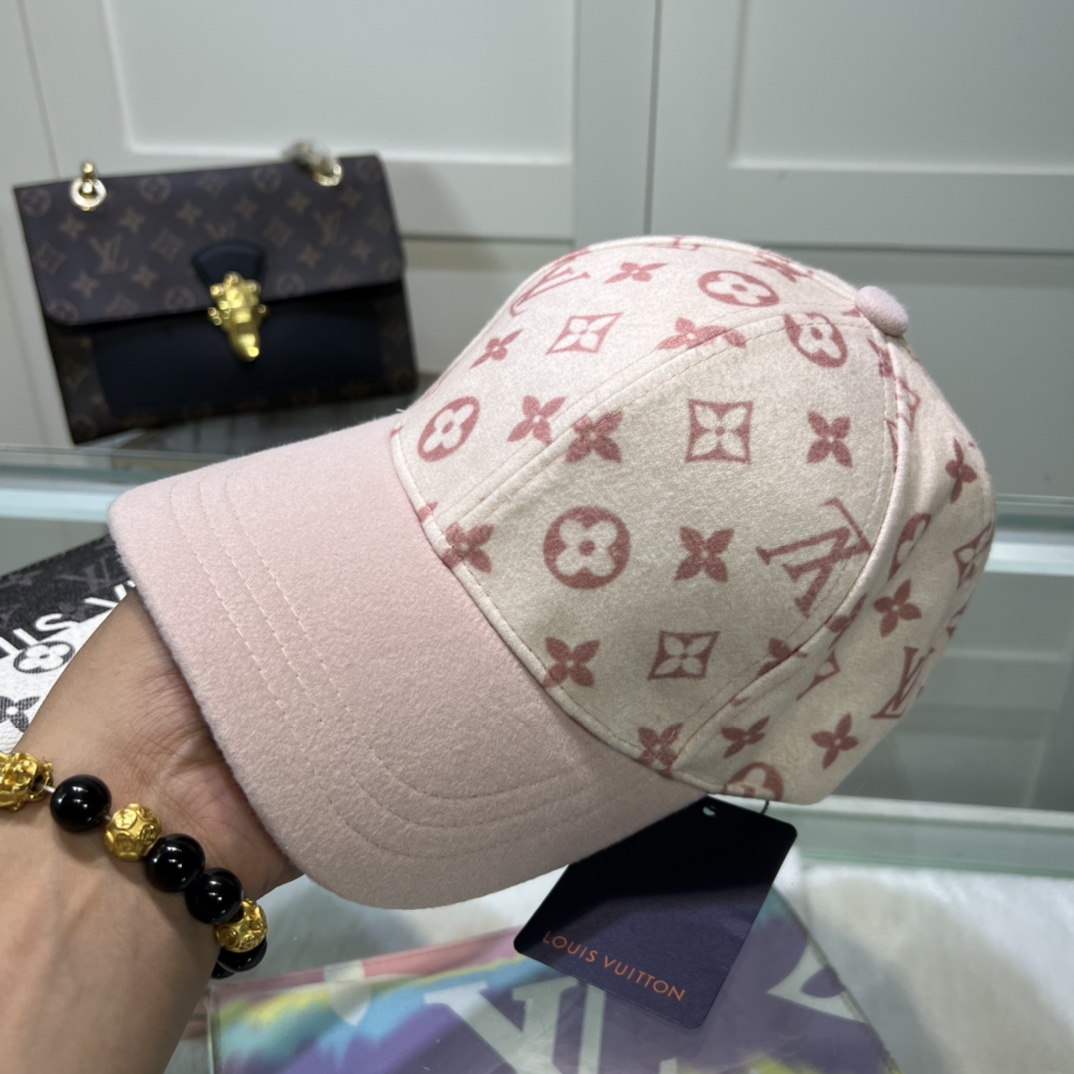 Louis Vuitton Cap - DopestKickz