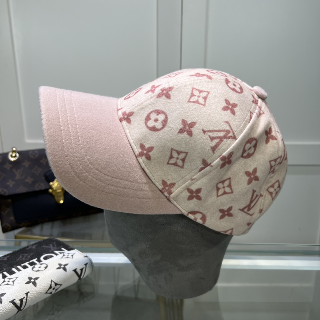 Louis Vuitton Cap - DopestKickz