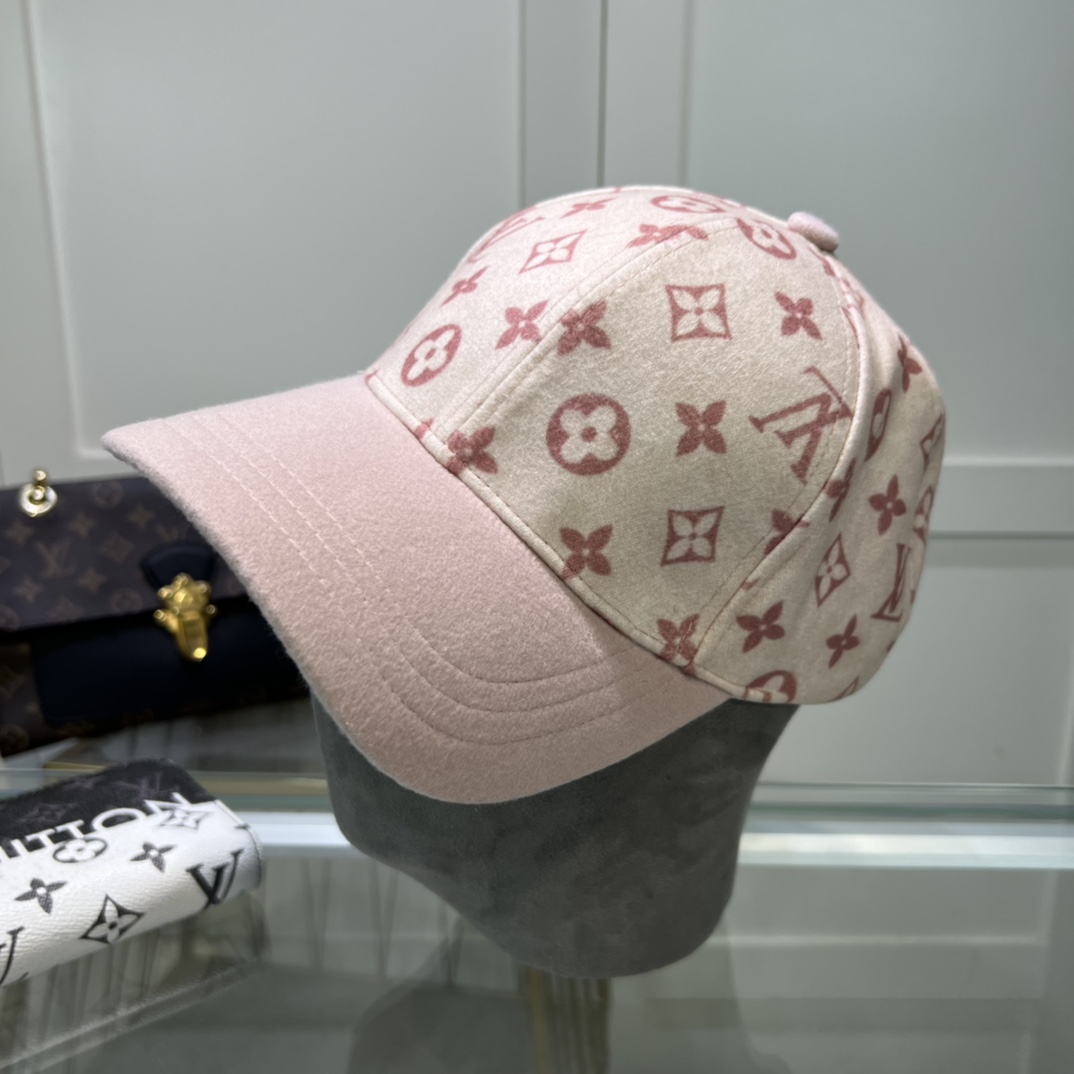 Louis Vuitton Cap - DopestKickz