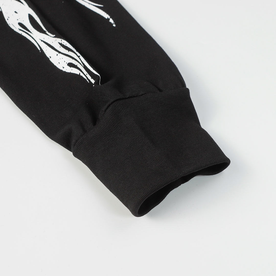 Hellstar Meteor Flame Limited Edition Long Sleeve T-Shirt - DopestKickz