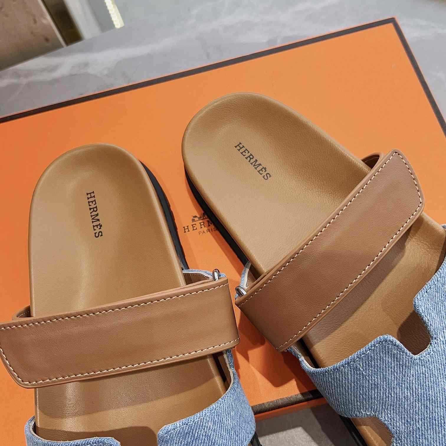 Hermes Chypre Sandal - DopestKickz