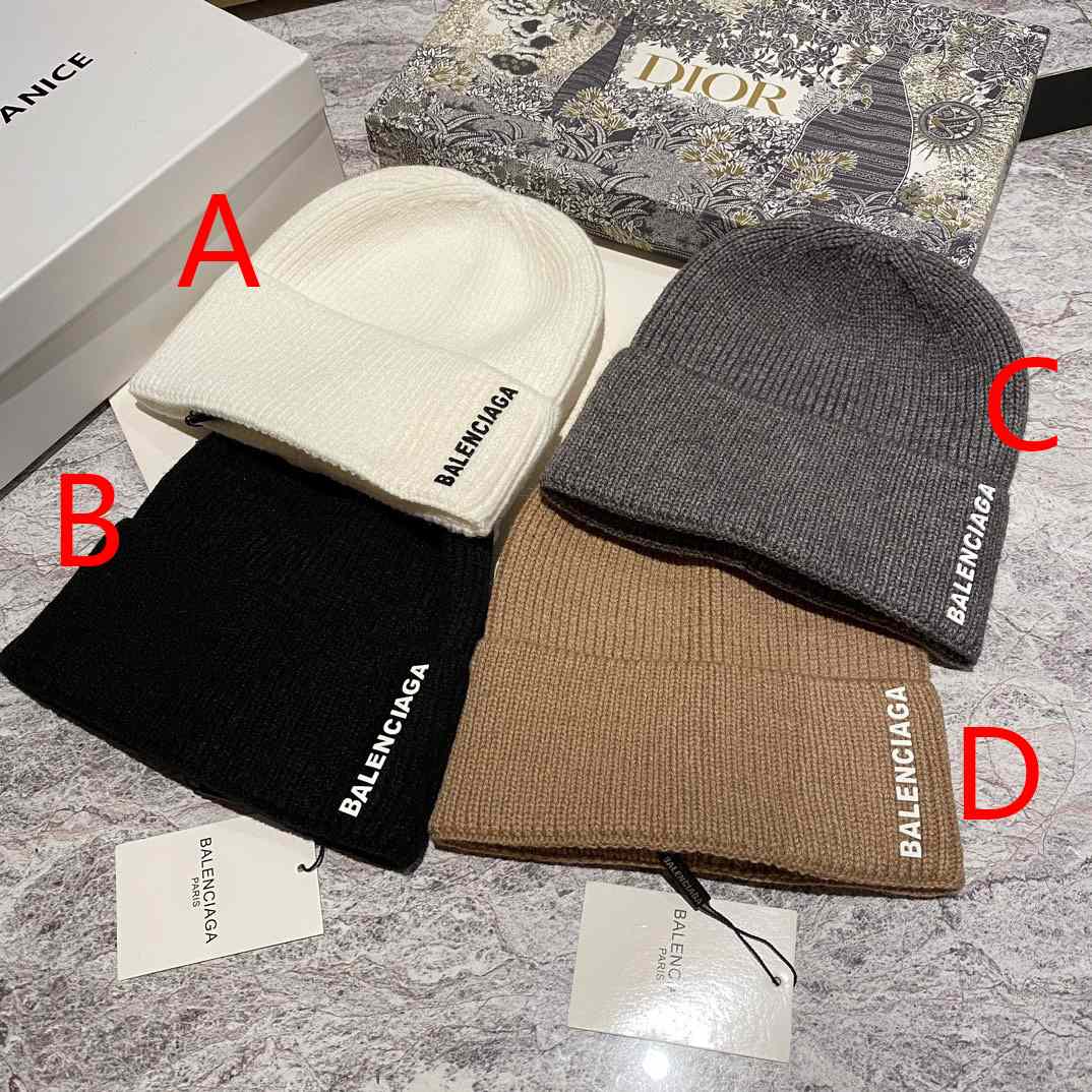 Balenciag Beanie  - DopestKickz