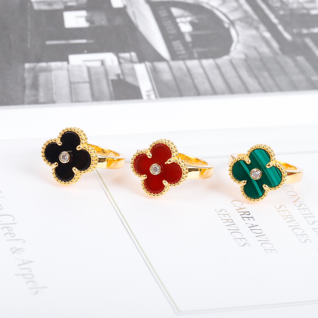 Van Cleef & Arpels Rings - DopestKickz