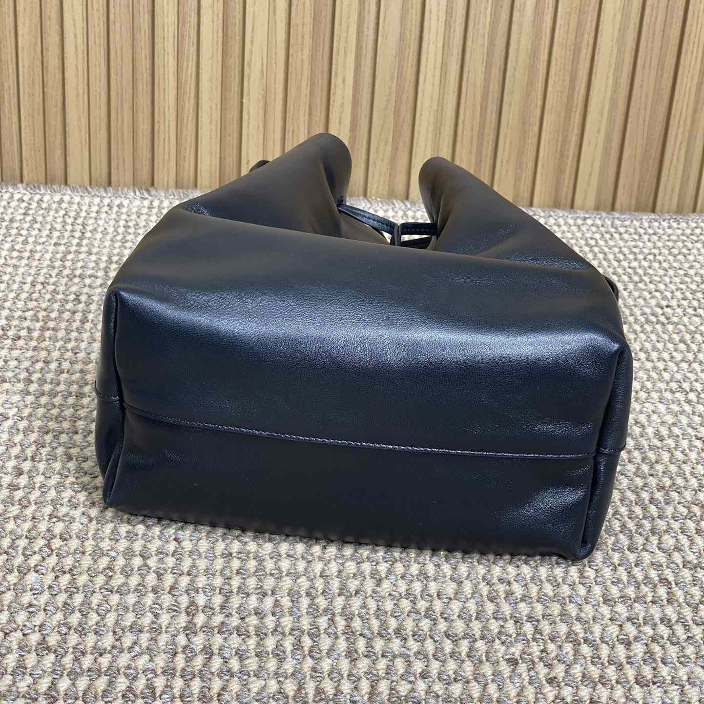 Saint Laurent Paris Vii Pochon In Lambskin  - DopestKickz