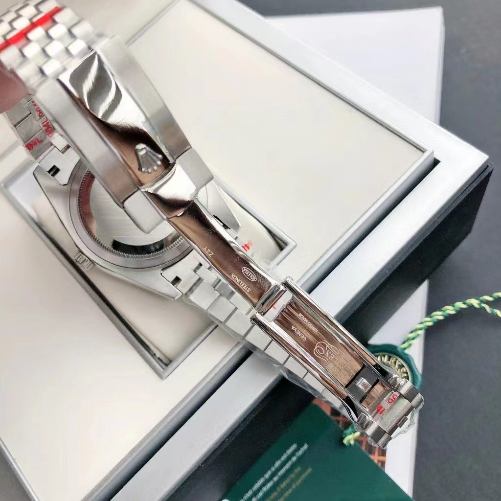 Rolex Oyster Perpetual  Watch      41mm - DopestKickz