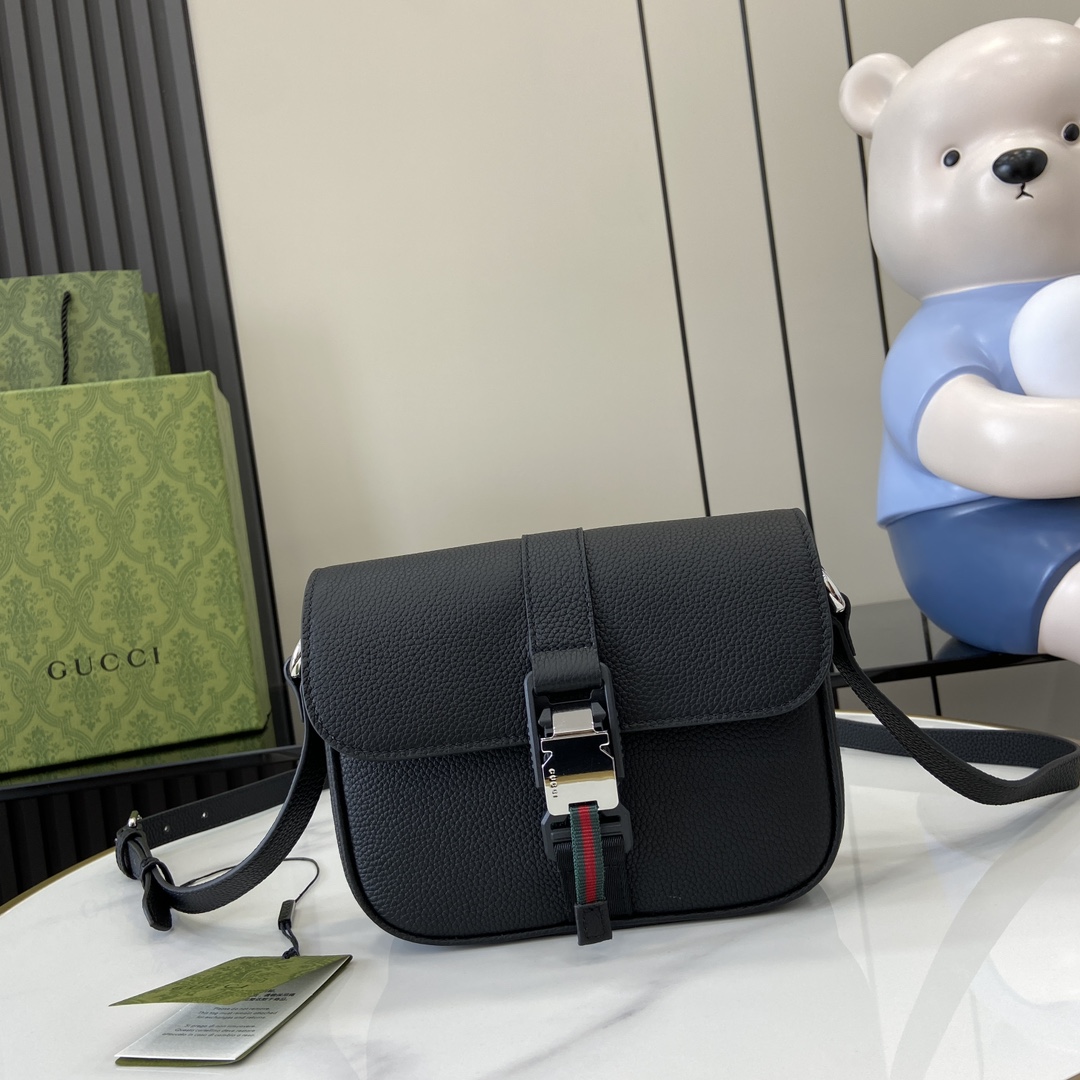 Gucci Super Mini Shoulder Bag - DopestKickz