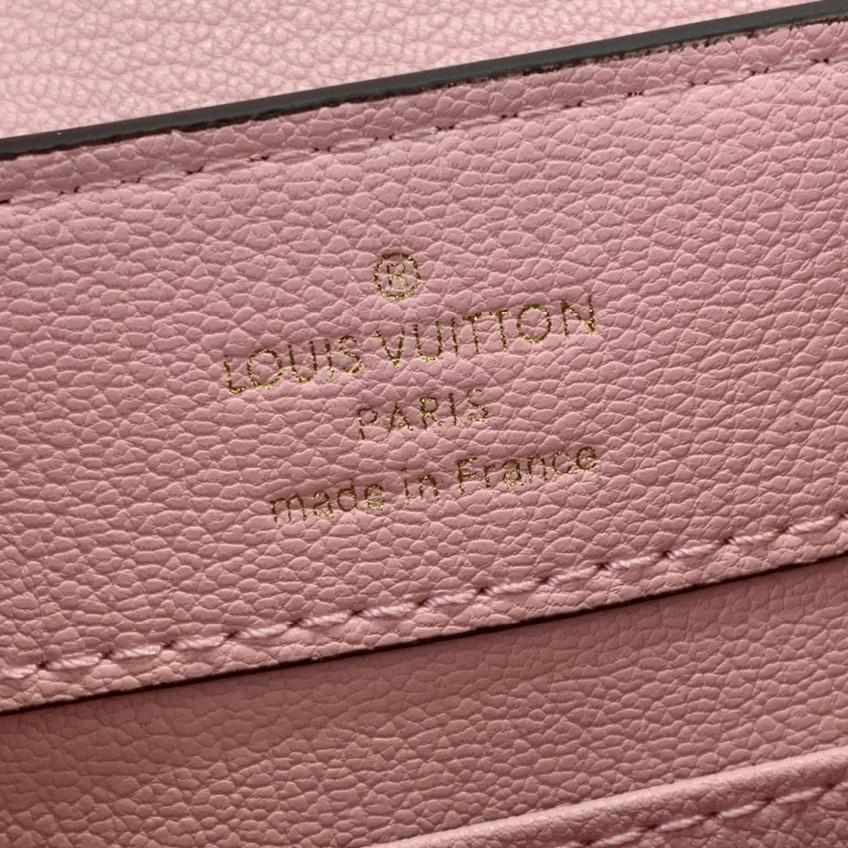 Louis Vuitton Capucines BB  21×14×9cm   M48865 - DopestKickz