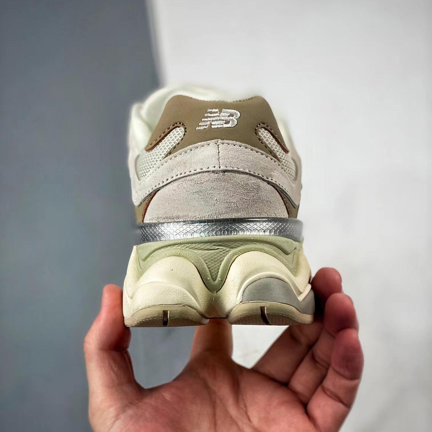 New Balance Sneakers      U9060GG - DopestKickz