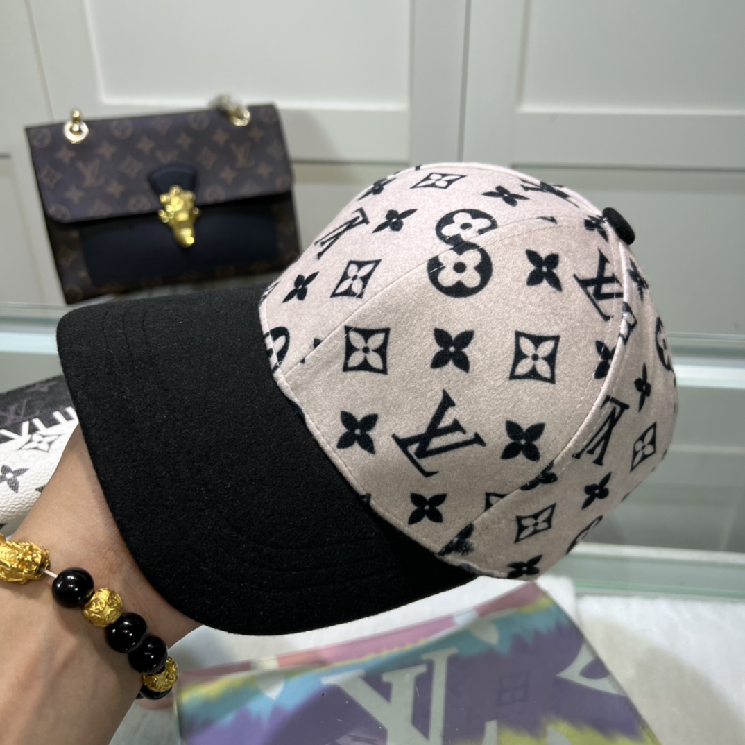 Louis Vuitton Cap - DopestKickz