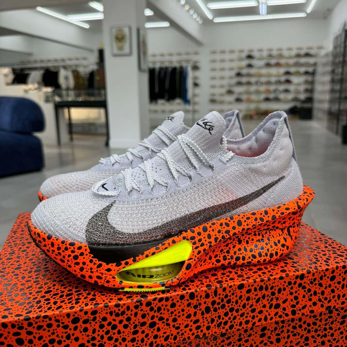 Nike Alphafly 3 Sneaker   FN7672-900 - DopestKickz