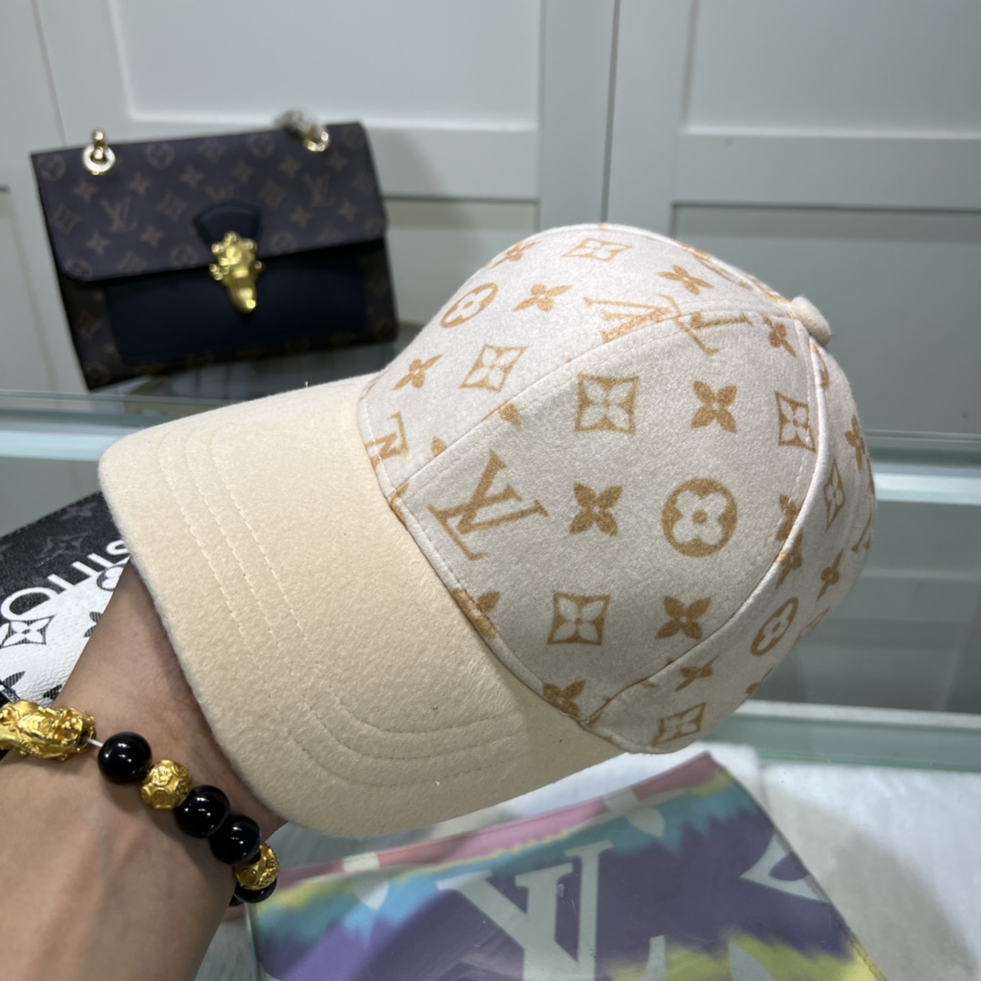 Louis Vuitton Cap - DopestKickz