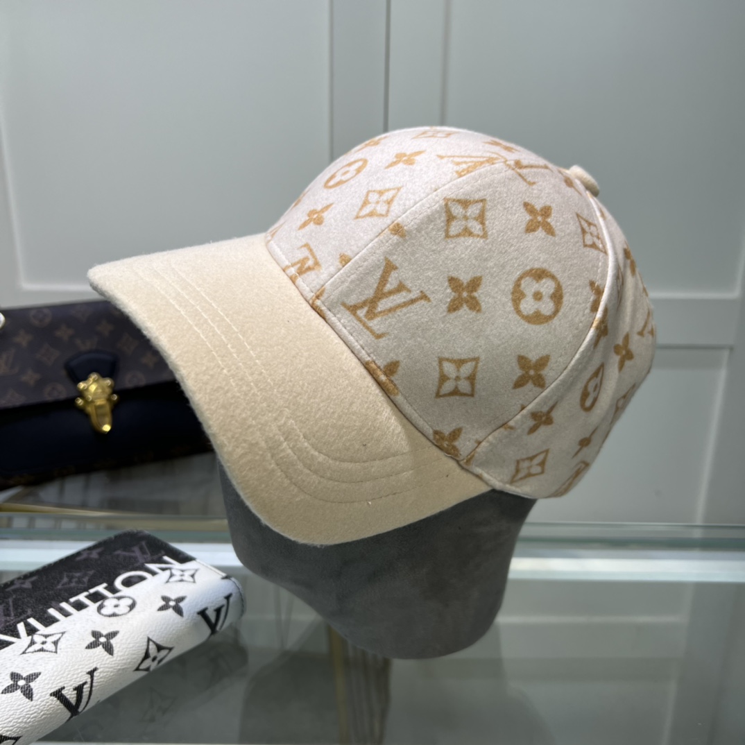 Louis Vuitton Cap - DopestKickz