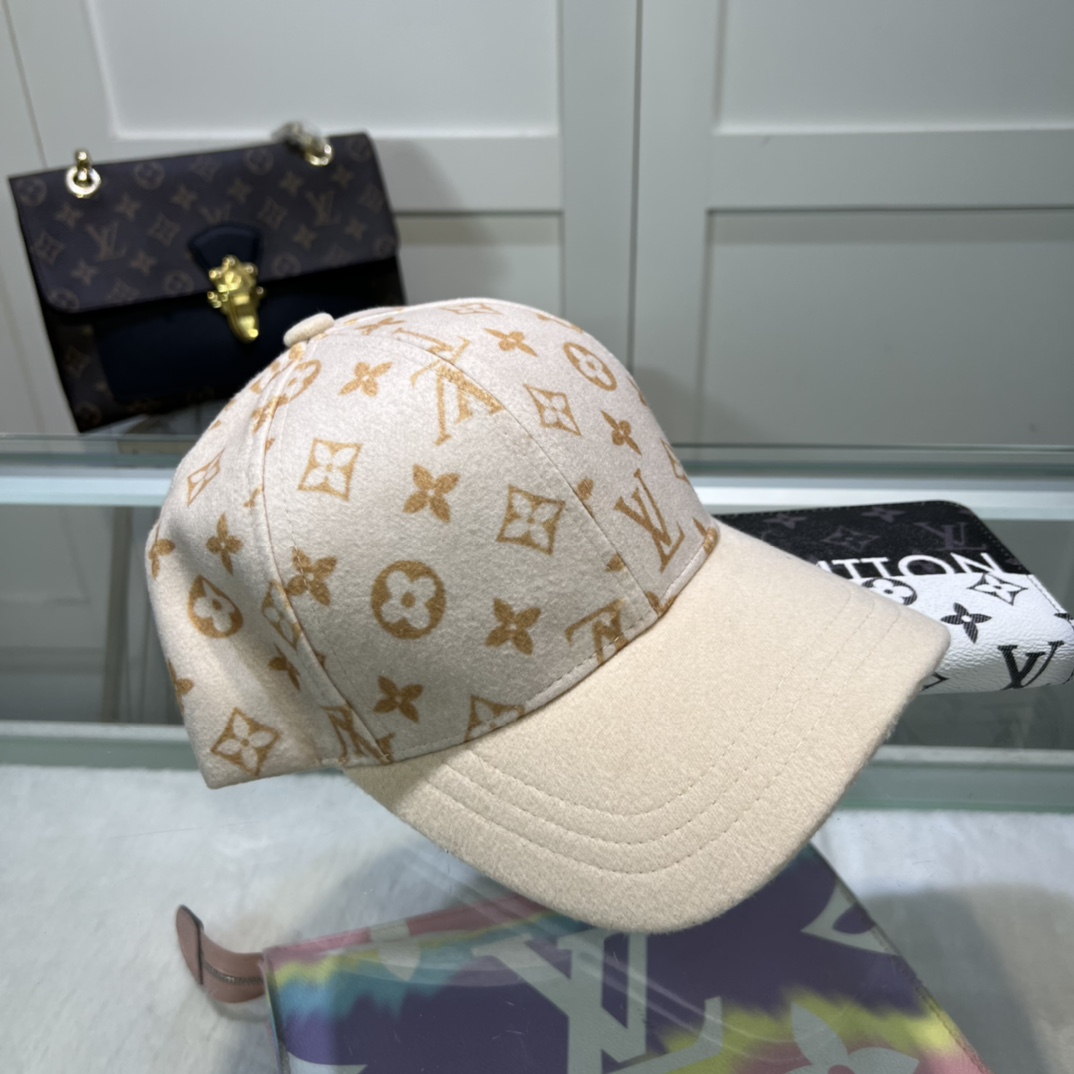 Louis Vuitton Cap - DopestKickz