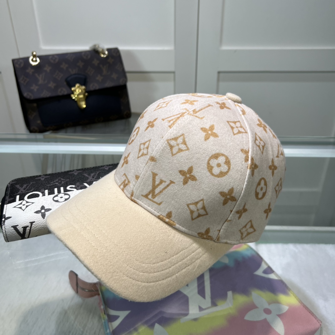 Louis Vuitton Cap - DopestKickz