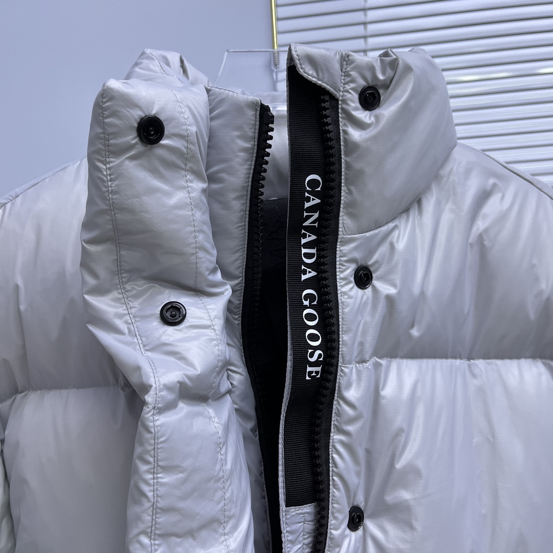 Canada Goose Cypress Cropped Puffer - DopestKickz