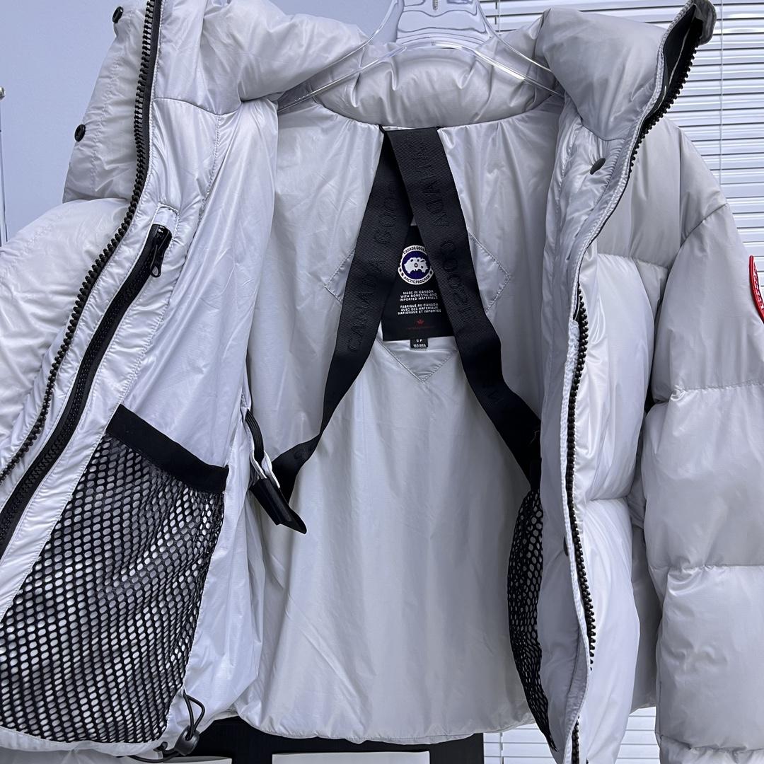 Canada Goose Cypress Cropped Puffer - DopestKickz