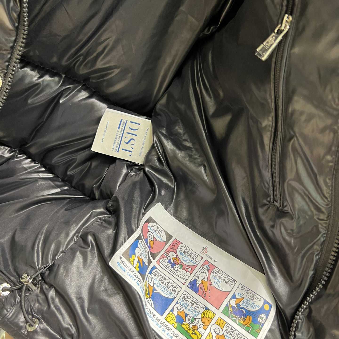 Moncler Maljasset Short Down Jacket  - DopestKickz