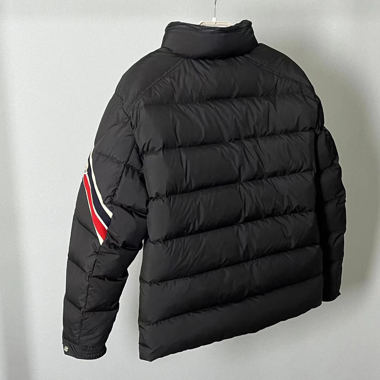 Moncler Solayan Short Down Jacket - DopestKickz