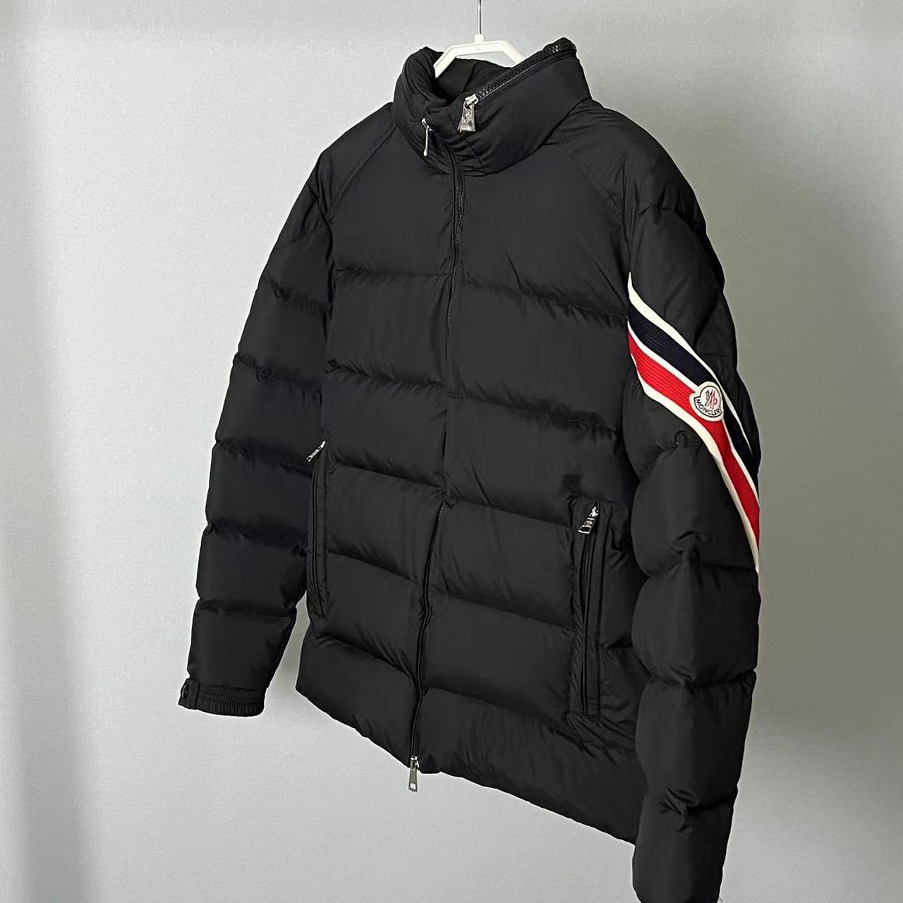 Moncler Solayan Short Down Jacket - DopestKickz